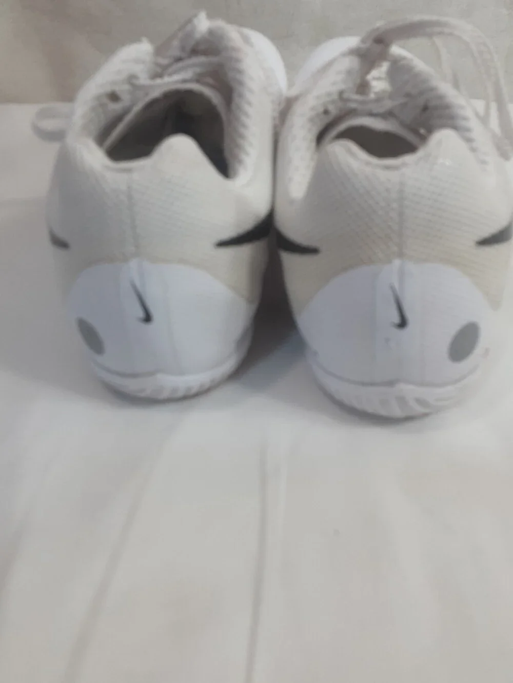 Nike kids rival